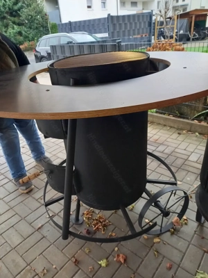 Stehofen mit integriertem Grill Bild 2