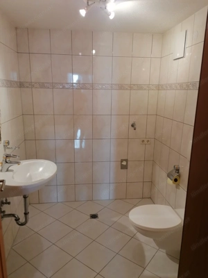 große 4-Zimmerwohnung mit ca. 125qm in ruhiger Lage in Meiningen Bild 4