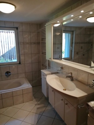 große 4-Zimmerwohnung mit ca. 125qm in ruhiger Lage in Meiningen Bild 10