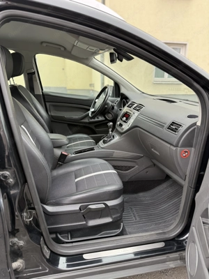 Ford Kuga 2,0 Titanium *Allrad*SHZ*Tempomat* Bild 9