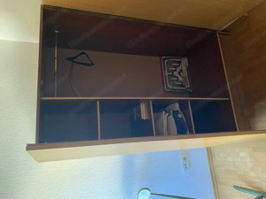 verschiedene Kleiderschränke Bild 5