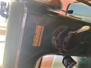 Alte Nähmaschine aus den ca. 60gern Bild 2