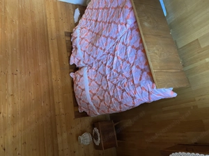 komplette Schlafzimmergarnitur mit Doppelbett, Lesetische, Kleidderschrank, Kommode mit Spiegel Bild 2