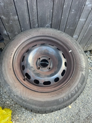 4x Viking Sommerreifen 195 65 R15 91V auf Stahlfelgen Bild 4