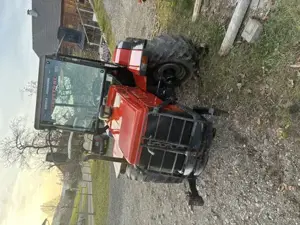Carraro Traktor  Bild 3