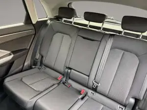 Audi Q3 Bild 13