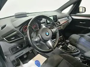 BMW 2er Bild 6