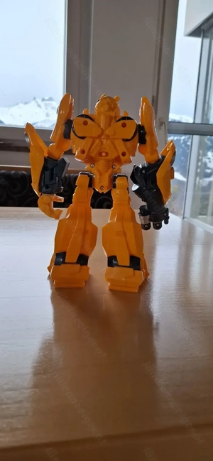 Transformer Figur Bumblebee mit Soudeffekt Bild 2