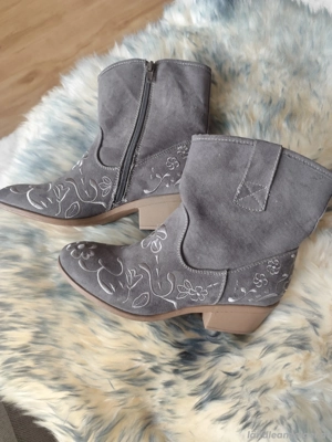 Tolle neue Stiefelette  Bild 2