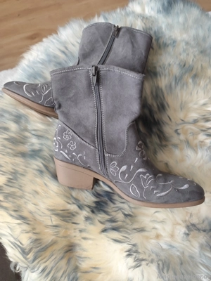 Tolle neue Stiefelette  Bild 4