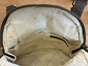 Aus alt wird neu - schöne Tasche zum Umhängen Bild 6