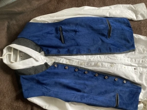 Langarmiges Hemd von Takko Größe S(170)passend dazu Gillet