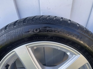 VW  Felgen mit Reifen Bild 2