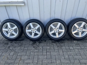 VW  Felgen mit Reifen Bild 4