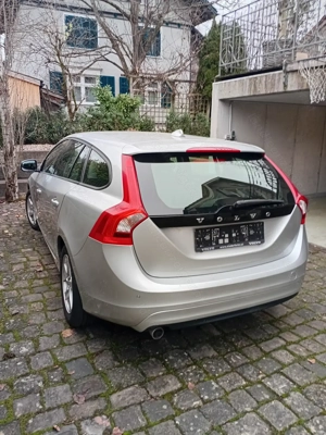 VOLVO V 60 D2 Kinetic 2017 Bild 4