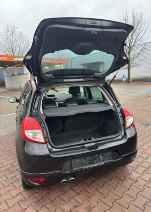 **Renault Clio 1.6 16V BJ 2011 TÜV bis Oktober 2026** Bild 5