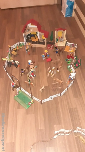 Playmobil Großer Reiterhof  Bild 2