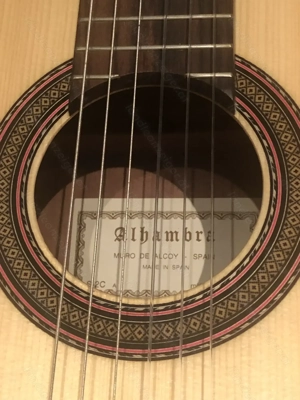 Alhambra Klassikgitarre Mod. S-2C neuwertig inkl. Tasche Bild 3
