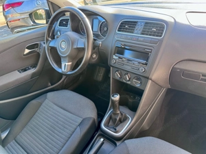 VW Polo 6R* Erstbesitz* Diesel* Servicegepflegt* Sparsam Bild 10