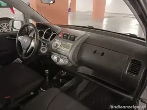 Honda Jazz 1.4 Benziner (neu vorgeführt bis 10.2026) Bild 2