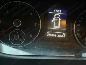 Zu Verkaufen Vw Touran Bild 3