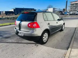 Golf 5 1,9 TDI *Top Zustand* Bild 7