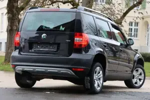 Skoda Yeti 2.0 TDI 4x4 DSG *Allrad *Automatik *Pickerl NEU *Skoda Servicegepflegt *Winterreifen NEU Bild 3