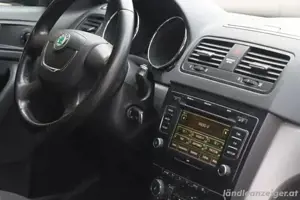 Skoda Yeti 2.0 TDI 4x4 DSG *Allrad *Automatik *Pickerl NEU *Skoda Servicegepflegt *Winterreifen NEU Bild 10