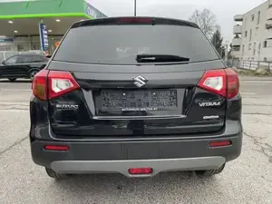 Suzuki Vitara Bild 12