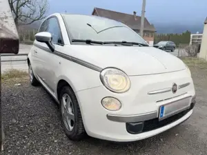Fiat 500 mit Panoramadach, Klima, Bluetooth und Navi Vorbereitung Bild 4