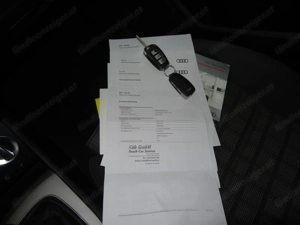 AUDi Q3 2.0 TDI quattro !! S-Line !! Bild 10
