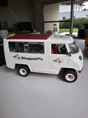 Schleich Tierärztin Bild 2