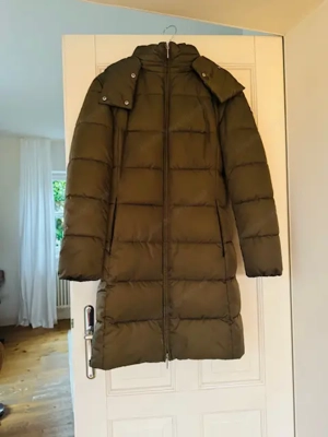 Daunenmantel der Marke Hugo Boss