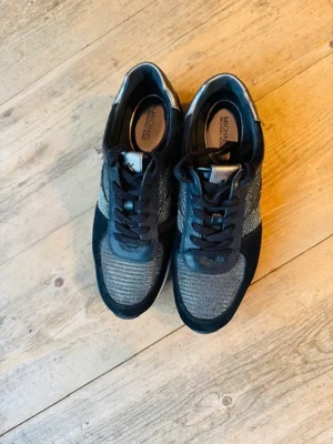 Sneakers für Damen der Marke Michael Kors