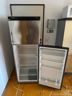 Liebherr Premium Standkühlschrank mit Tiefkühlfächer Bild 4