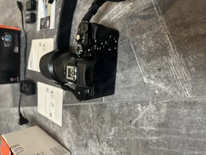 ovp SONY a7r kamera dslr spiegelreflex body m 3 orig. Akkus und zubehör optional zeiss 55mm f1.8  Bild 7