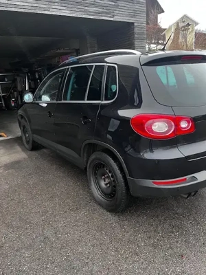     	Zuverlässiger VW Tiguan Automatik mit AHK Bild 6