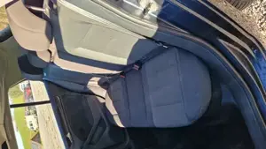 VW Golf 6 Comfortline 2.0 TDI 4Motion Bild 3