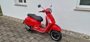 Vespa GTS 300 Super Roller   Scooter Bild 4
