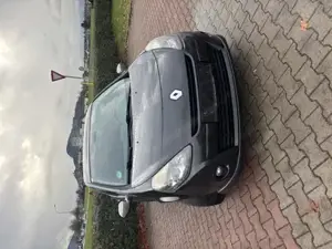 **Renault Clio 1.6 16V BJ 2011 TÜV bis Oktober 2026** Bild 1