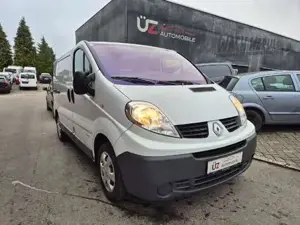 Renault Trafic Bild 2