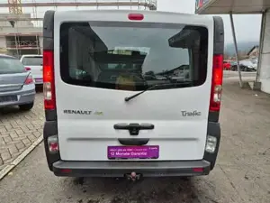 Renault Trafic Bild 9
