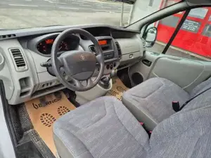 Renault Trafic Bild 16