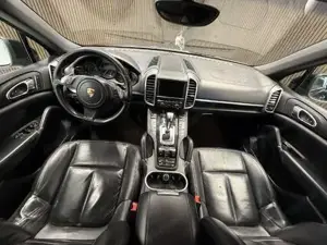 Porsche Cayenne Bild 15