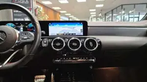 Mercedes-Benz A 180 Bild 19