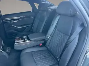 Audi A8 Bild 13