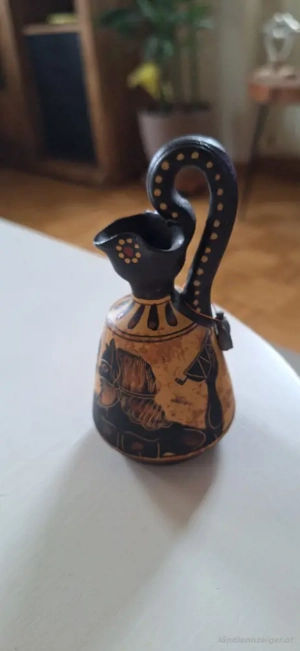 Kleine Keramikkanne