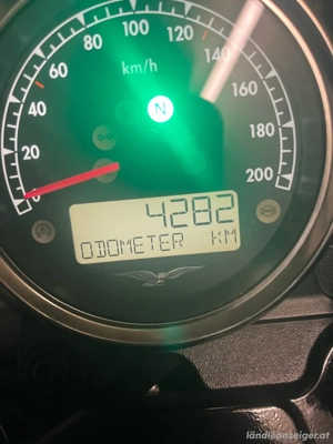 Moto Guzzi V 7 III Stone Bild 2