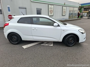 Kia Ceed Kompaktwagen Bild 5