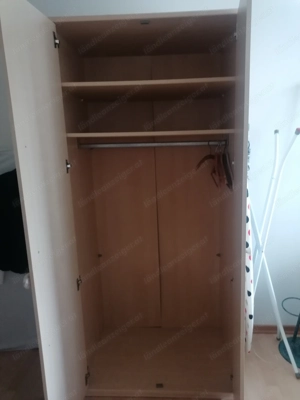 Kleiderschrank   Fach   Kleiderstange  Bild 2